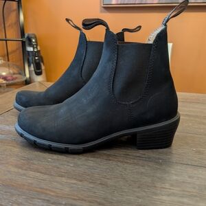 Women's Black Chelsea Boots